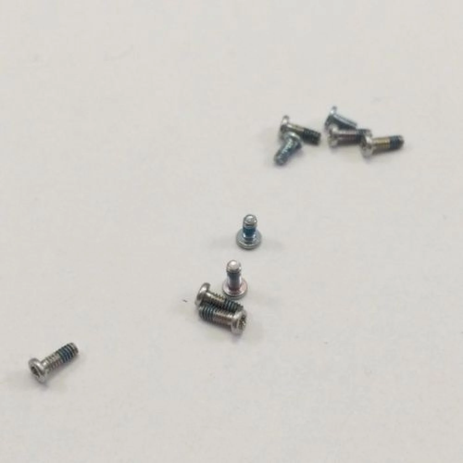 Screw set for Nokia Lumia 900