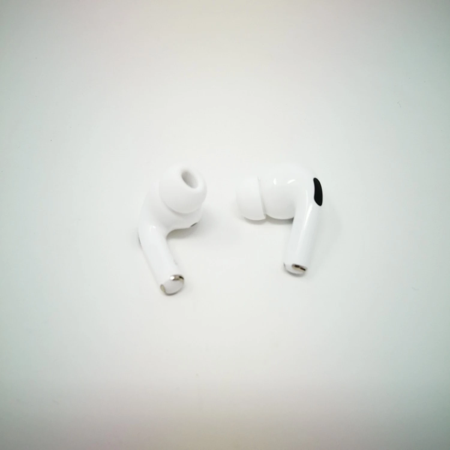 Lightning Earpods - Wireless bluetooth Earbuds with Charging Box and Support Wireless Charging