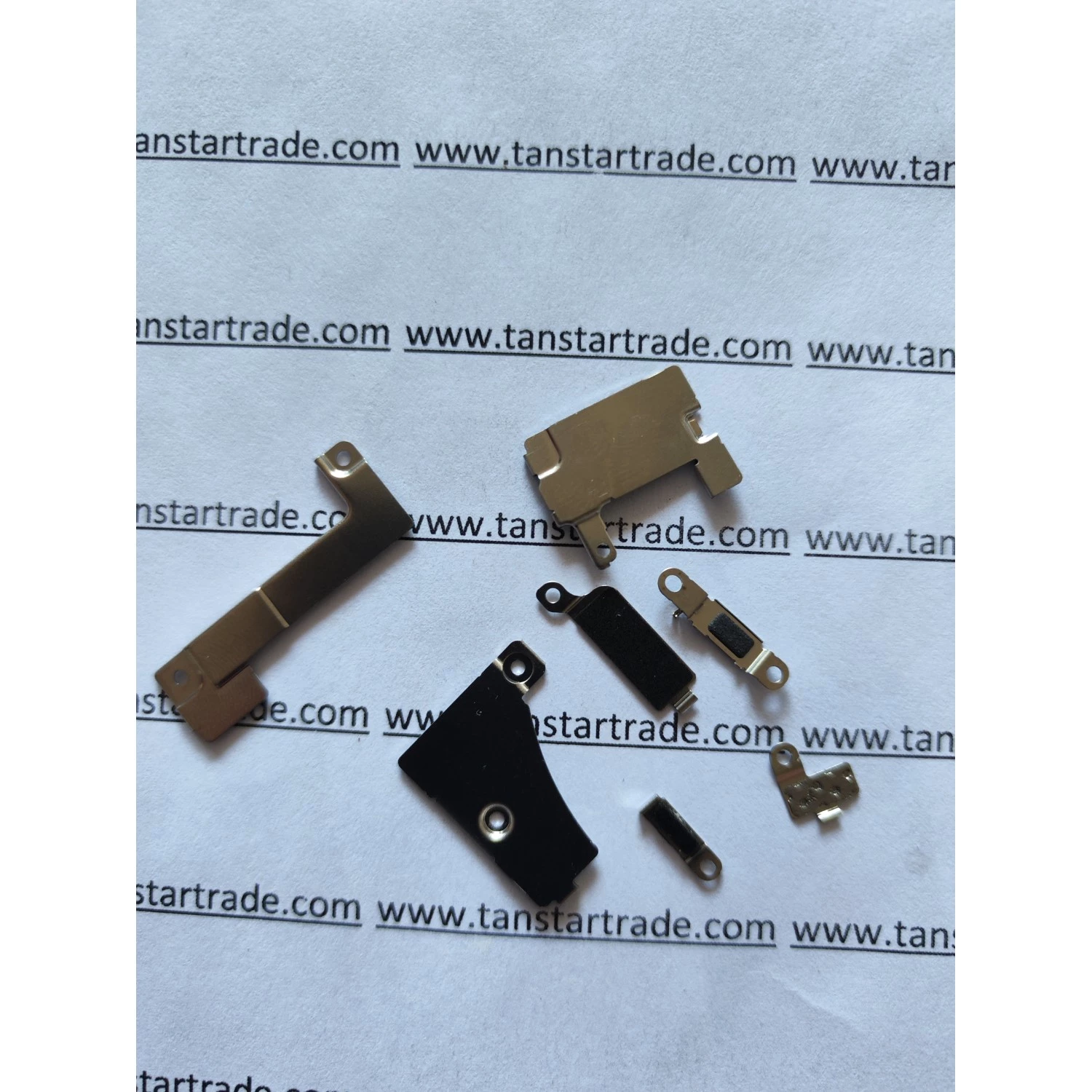 metal bracket set for iPhone 15 Plus