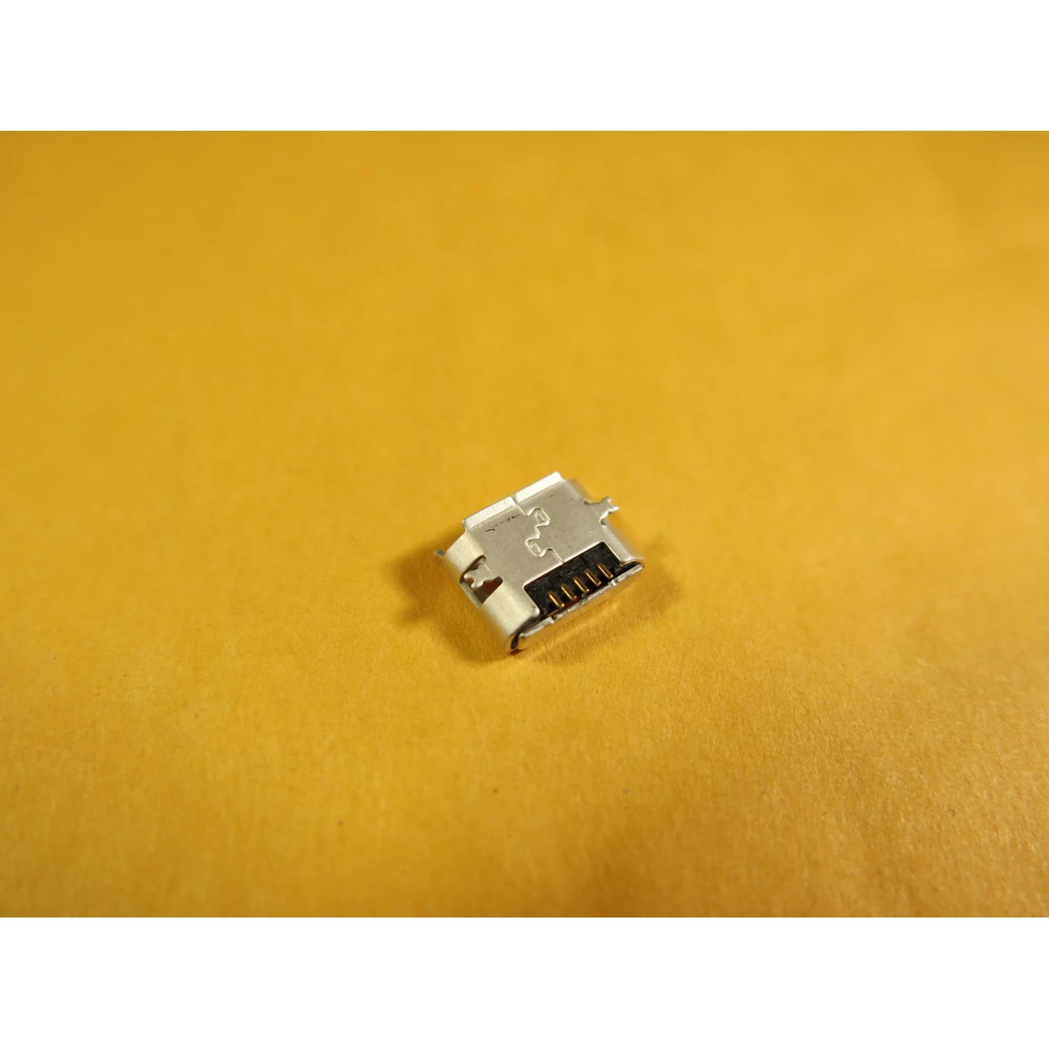 Charging port for Nokia Lumia 710